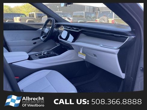 New 2026 Jeep Cherokee Laredo AWD/4WD image 15