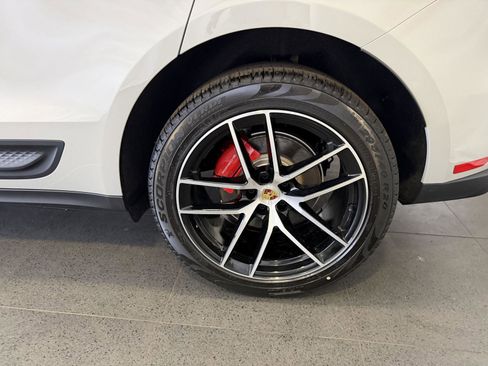 New 2026 Porsche Macan S image 11