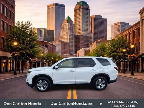 Certified 2025 Honda Pilot EX-L image 8