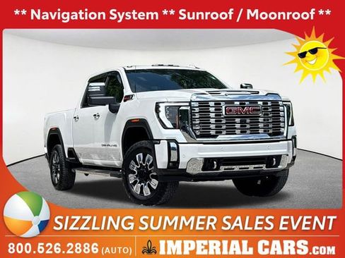 Used 2024 GMC Sierra 2500 Denali w/ Technology Package AWD/4WD image 1