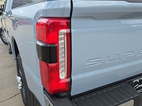 New 2026 Ford F350 Lariat image 31