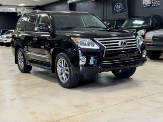 Used 2015 Lexus LX 570 4WD w/ Luxury Package video 1