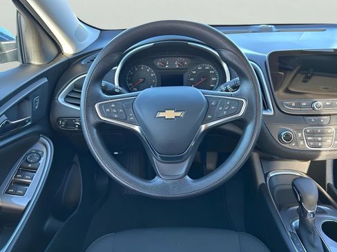 Used 2024 Chevrolet Malibu LT FWD image 17