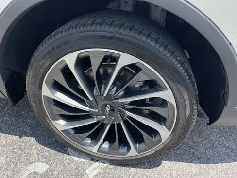 Used 2023 Lincoln Aviator Reserve w/ Equipment Group 201A AWD/4WD image 14