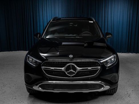 New 2026 Mercedes-Benz GLC 300 image 2