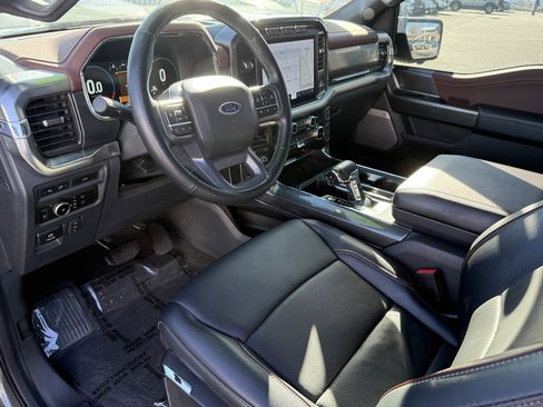 Used 2023 Ford F150 Lariat w/ Max Trailer Tow Package image 10