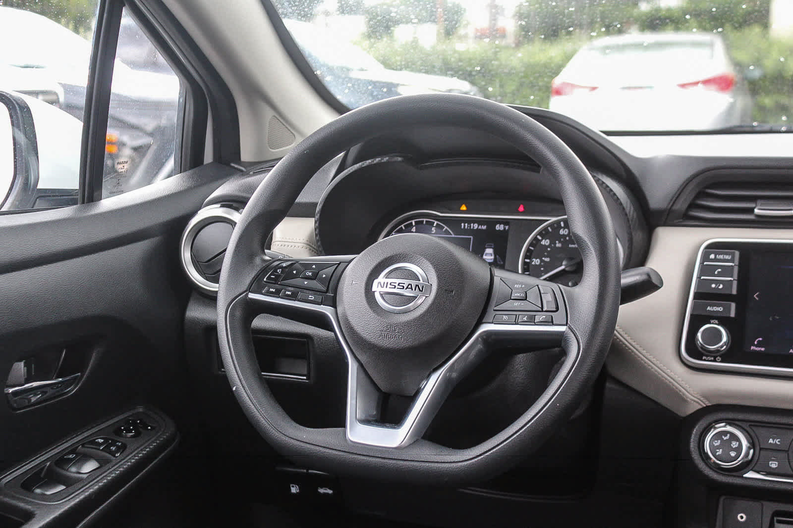 Used 2020 Nissan Versa SV FWD image 19