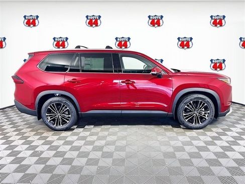 New 2025 Toyota Grand Highlander MAX Platinum image 16