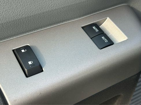 New 2027 Ford F650 2WD Regular Cab Super Duty image 7