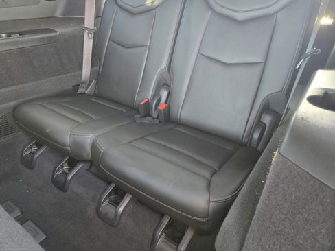Used 2022 Cadillac XT6 Premium Luxury FWD image 26