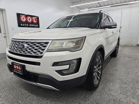 Used 2016 Ford Explorer Platinum AWD/4WD image 8