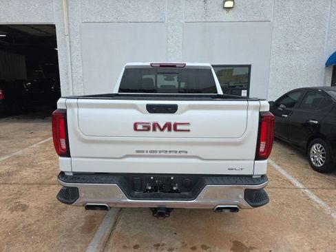 Used 2024 GMC Sierra 1500 SLT w/ SLT Premium Plus Package AWD/4WD image 4