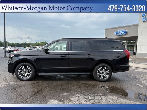 Used 2025 Ford Expedition Max Active AWD/4WD image 2