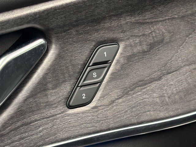 Used 2024 Jeep Grand Cherokee L Overland AWD/4WD image 17