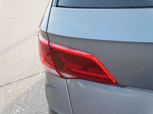 Certified 2023 Volkswagen Taos SEL image 17