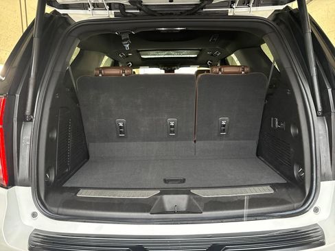 Used 2023 Chevrolet Tahoe High Country image 28