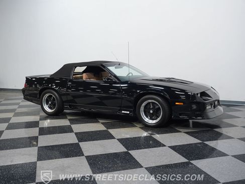 Used 1991 Chevrolet Camaro Z28 RWD image 17