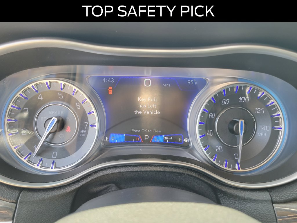 Used 2021 Chrysler 300 Touring RWD image 24