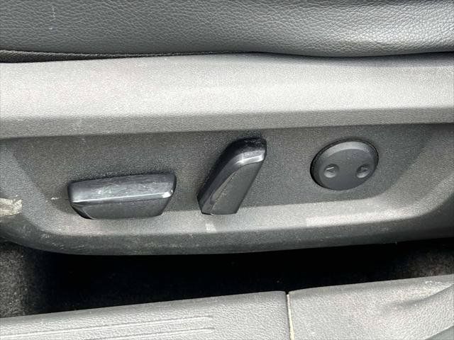 Used 2021 Nissan Rogue SL AWD/4WD image 22