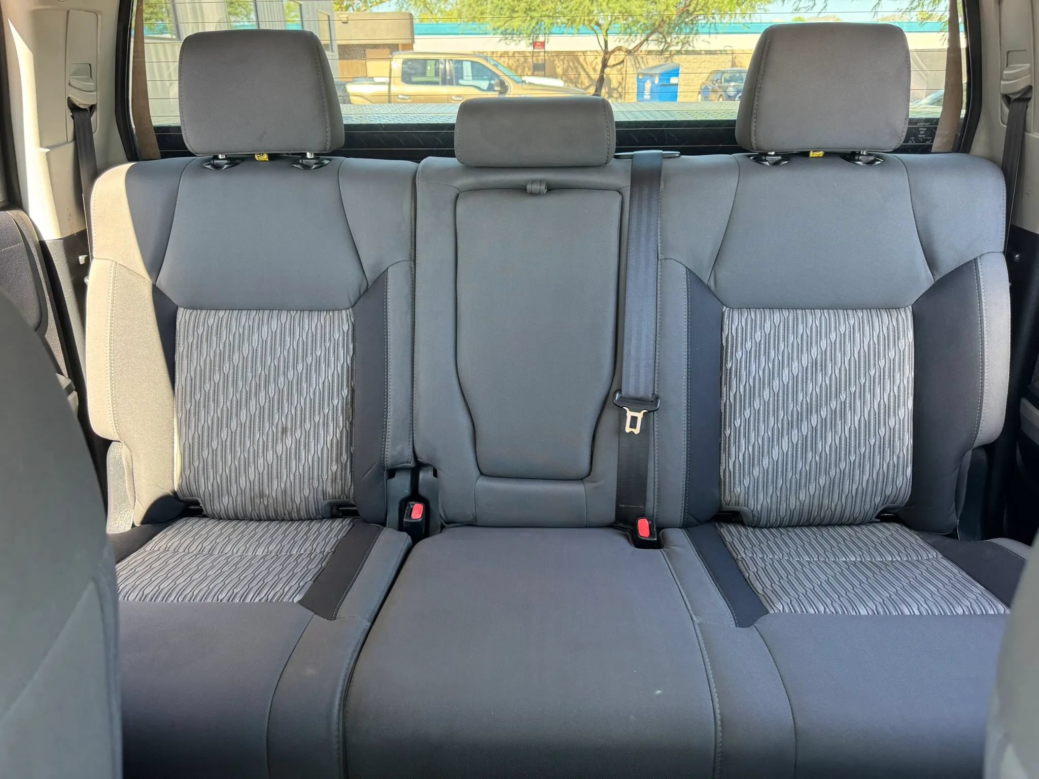 Used 2020 Toyota Tundra SR5 w/ SR5 Convenience Package RWD image 19