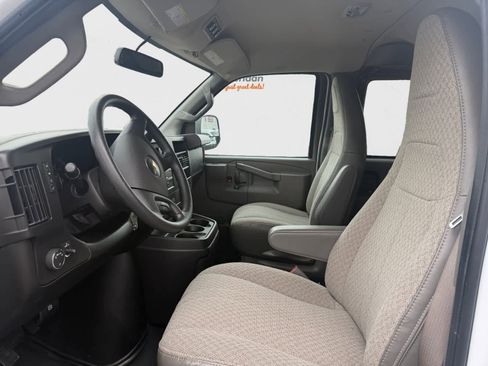 Used 2023 Chevrolet Express 3500 LS RWD image 10