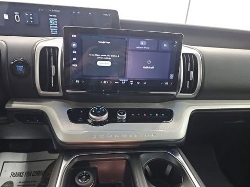 Used 2025 Ford Expedition Max Active image 30