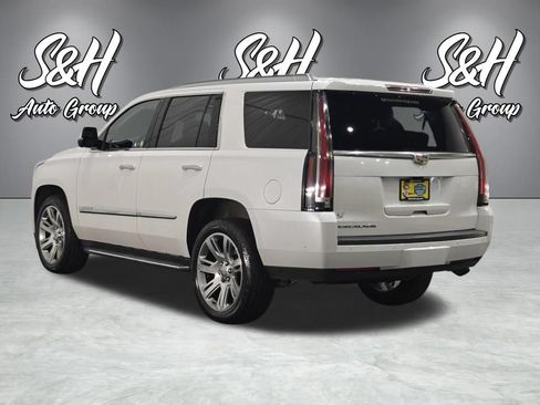 Used 2019 Cadillac Escalade Luxury AWD/4WD image 20