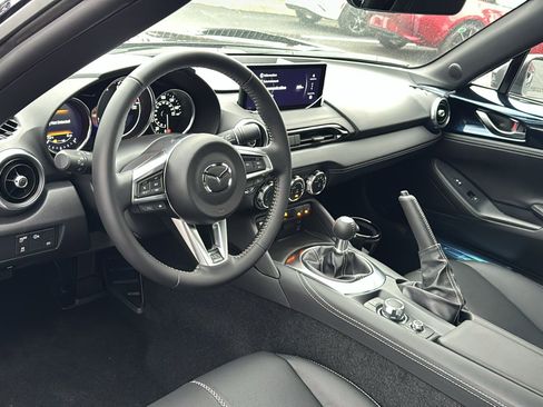 New 2026 MAZDA MX-5 Miata RF Grand Touring RWD image 13