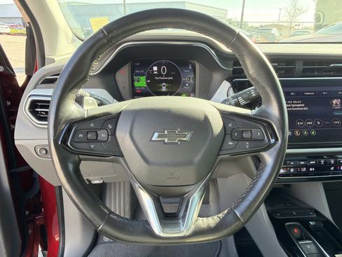 Used 2022 Chevrolet Bolt EUV Premier w/ Sun & Sound Package image 8
