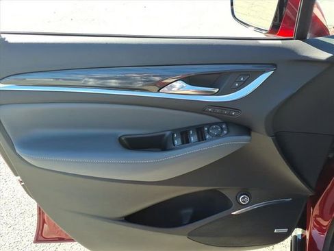 Certified 2024 Buick Enclave Premium image 19