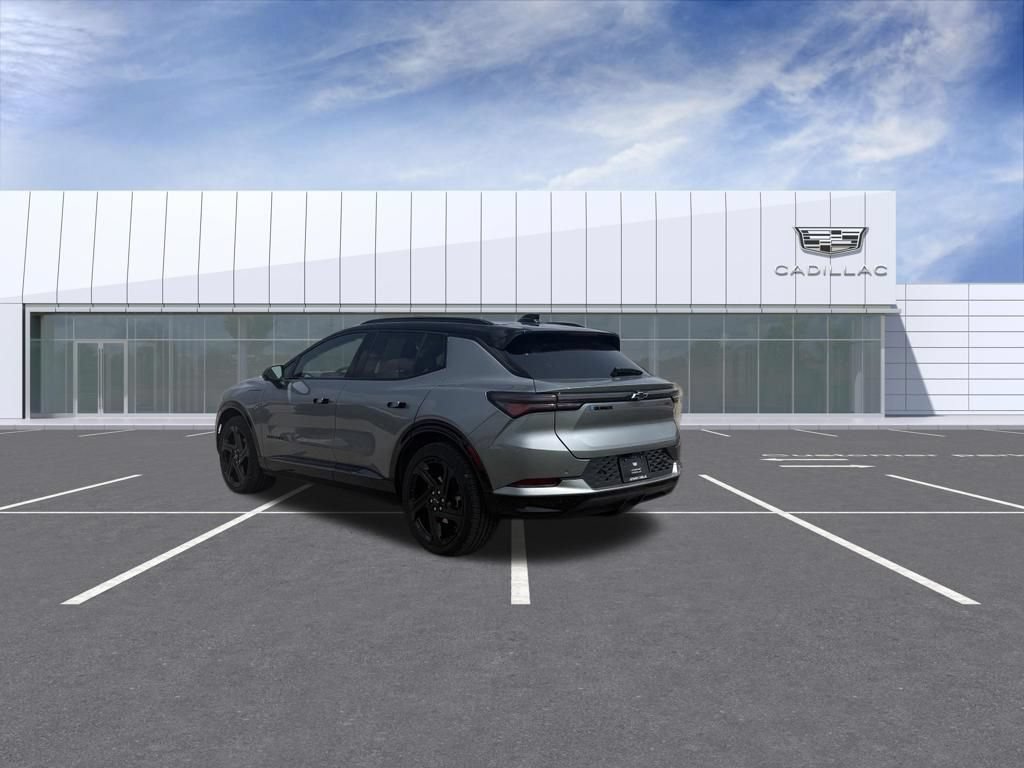 Used 2024 Chevrolet Equinox EV RS FWD image 4