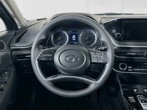 Used 2023 Hyundai Sonata SEL w/ Preferred Accessory Package image 18