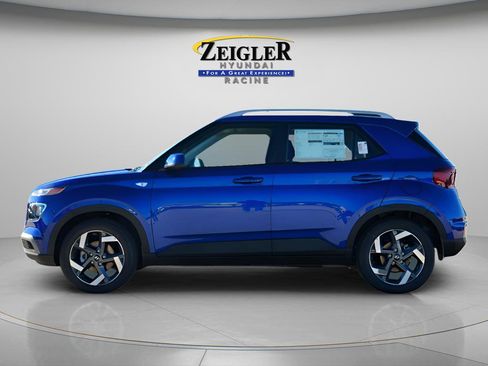 New 2026 Hyundai Venue SEL FWD image 4