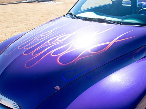 Used 2004 Chevrolet SSR w/ Preferred Equipment Group image 28