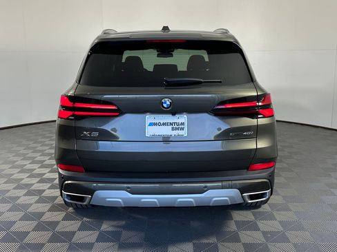 New 2026 BMW X5 sDrive40i image 8