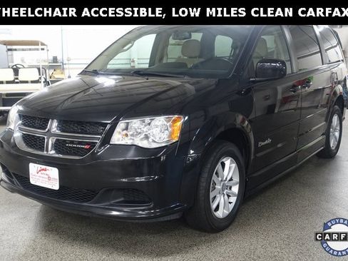 Used 2015 Dodge Grand Caravan SXT w/ UConnect Hands-Free Group image 3