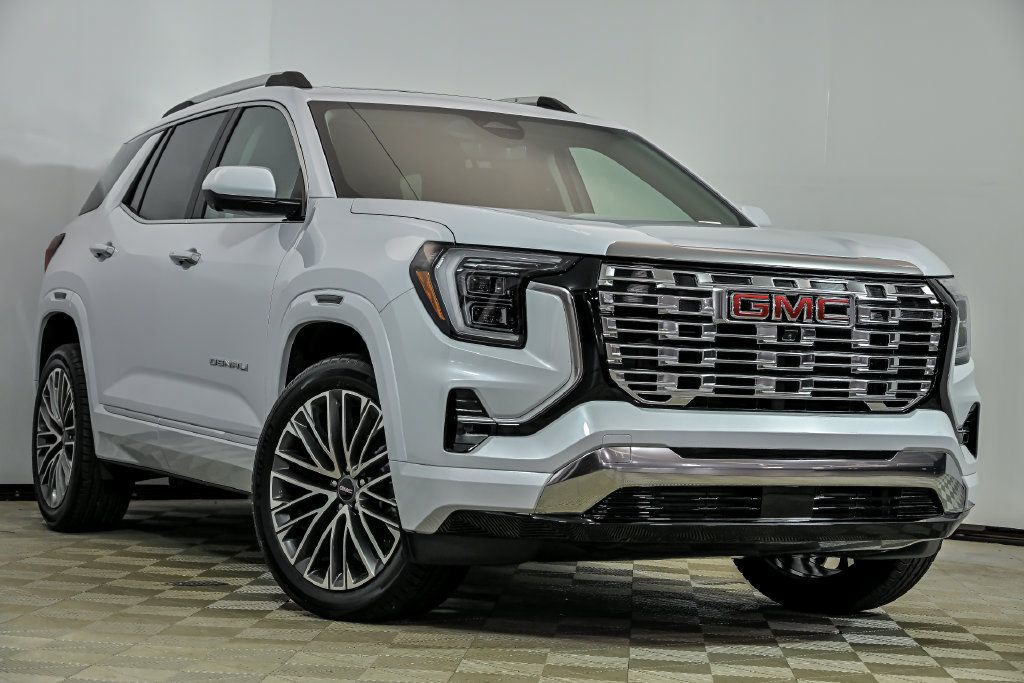 New 2027 GMC Terrain Denali w/ LPO, Floor Liner Package AWD/4WD image 1