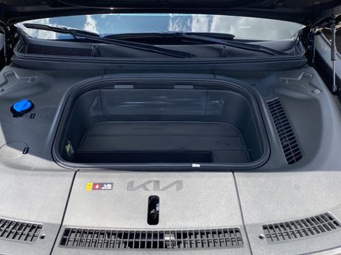 New 2026 Kia EV9 GT-Line AWD/4WD image 29
