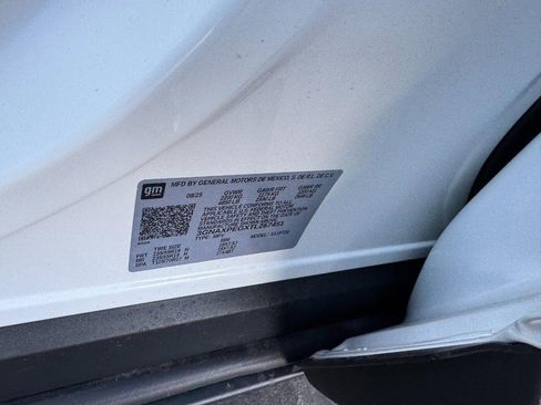 New 2026 Chevrolet Equinox LT w/ Convenience Package II image 18