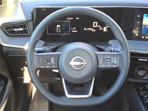 New 2026 Nissan Kicks SV image 16