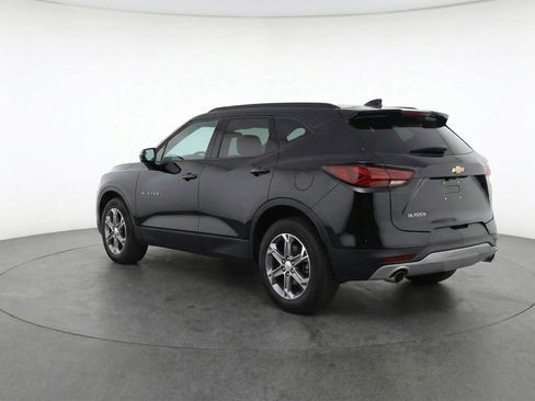 Used 2025 Chevrolet Blazer LT image 6