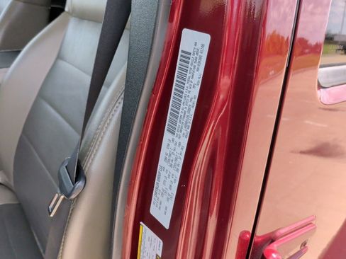 Used 2010 Jeep Wrangler Unlimited Rubicon w/ Dual Top Group image 37