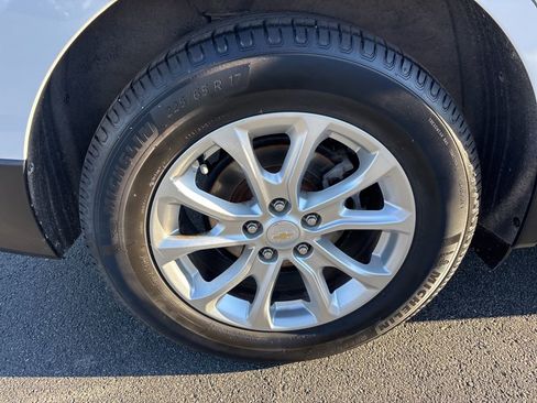 Certified 2020 Chevrolet Equinox LT image 11