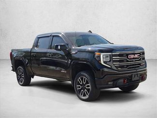 Used 2023 GMC Sierra 1500 AT4 w/ AT4 Premium Package AWD/4WD video 3