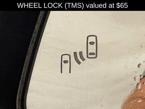 Used 2021 Toyota RAV4 XLE w/ Carpet Mat Package (TMS) AWD/4WD image 11