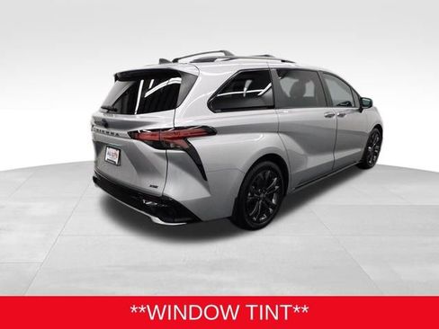 Used 2025 Toyota Sienna XSE image 16
