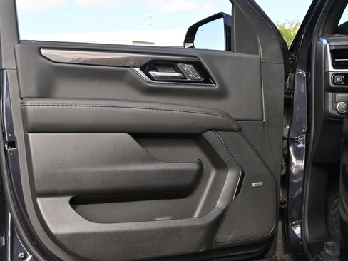 New 2026 GMC Yukon Elevation RWD image 19
