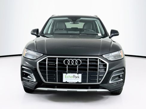 Used 2023 Audi Q5 2.0T Premium w/ Convenience Package AWD/4WD image 2