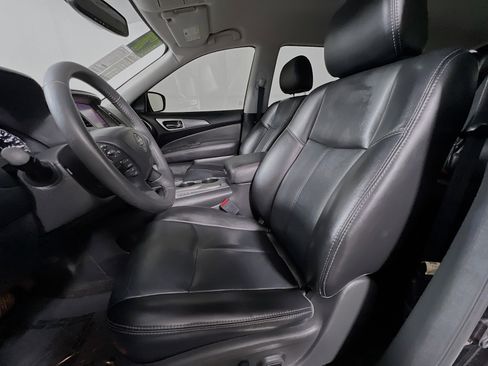 Used 2017 Nissan Pathfinder SL w/ SL Tech Package FWD image 15