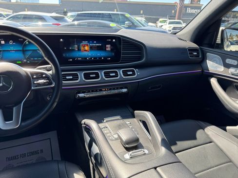 Used 2022 Mercedes-Benz GLS 450 4MATIC image 23